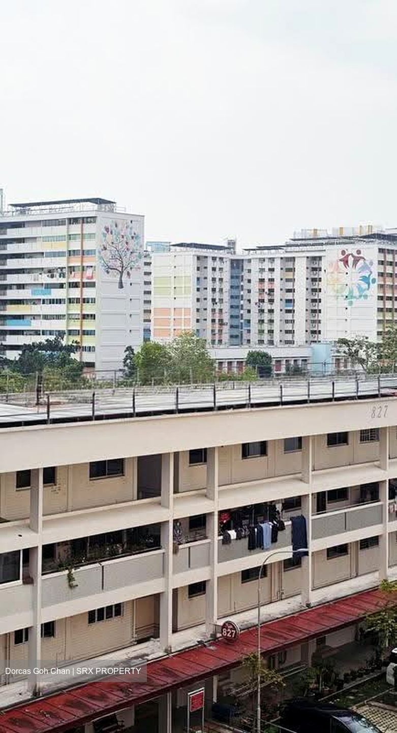 Blk 826 Yishun Street 81 (Yishun), HDB Executive #633510651